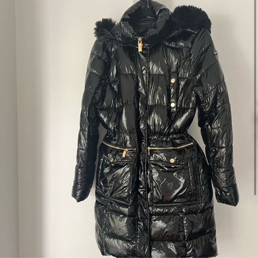 Donna Karen shiny puffer coat in great condition